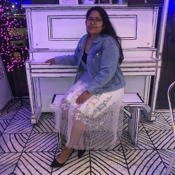 Meet your Posher, Maria soledad - Picture 2 of 3